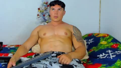 Snapshot of drake_xion1 chatting on 12-21-24, 01:47 drake_xion1 online show from 12-21-24, 01:47