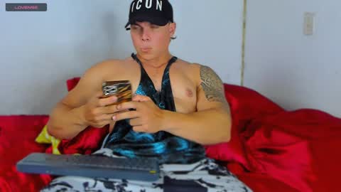 Snapshot of drake_xion1 chatting on 02-02-25, 02:06 drake_xion1 online show from 02-02-25, 02:06