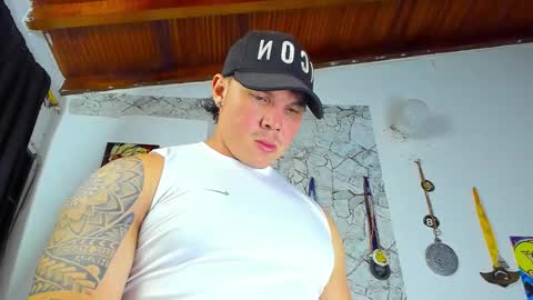 drake_xion1 online show from 11-23-25, 01:27