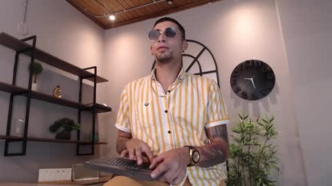 Drake Neuman online show from 02-01-25, 07:34