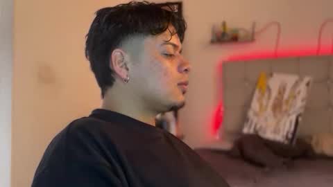 drakeeee online show from 04-15-26, 01:51