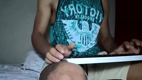 Snapshot of drakesonxx chatting on 09-17-25, 11:01 Andrs  Independent Model online show from 09-17-25, 11:01