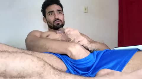 Snapshot of drakesonxx chatting on 09-19-25, 07:03 Andrs  Independent Model online show from 09-19-25, 07:03