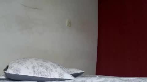 Snapshot of drakesonxx chatting on 09-24-25, 10:29 Andrs  Independent Model online show from 09-24-25, 10:29