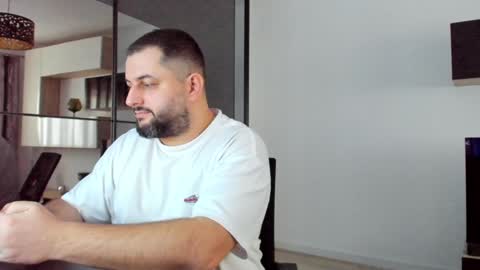 Draven A online show from 01-26-25, 01:58