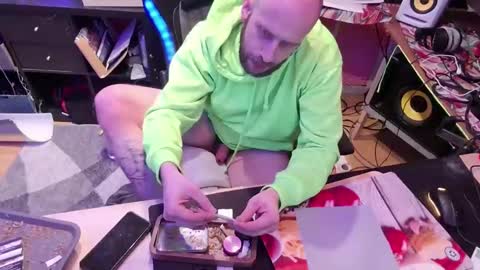 Snapshot of drawingcock chatting on 01-14-25, 06:49 drawingcock online show from 01-14-25, 06:49