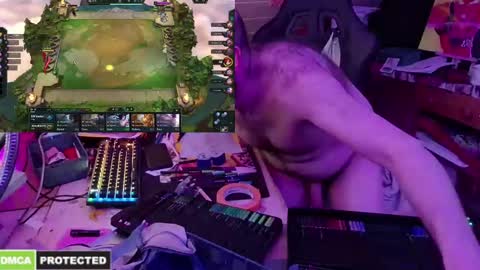 Snapshot of drawingcock chatting on 01-27-25, 02:13 drawingcock online show from 01-27-25, 02:13