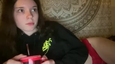 Snapshot of dream1girl_ chatting on 04-22-26, 03:42 ur dream girl online show from 04-22-26, 03:42