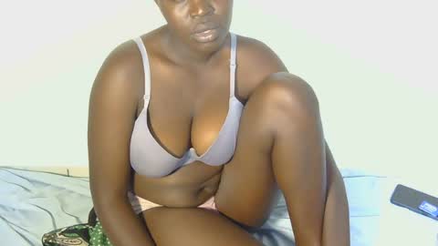 Snapshot of dream_dolie chatting on 07-12-26, 12:34 maila online show from 07-12-26, 12:34
