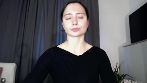 Nicole online show from 01-19-26, 07:45