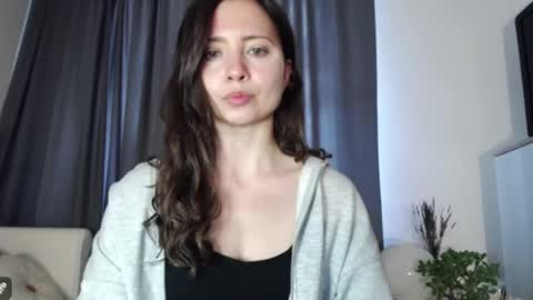 Nicole online show from 03-31-26, 06:47