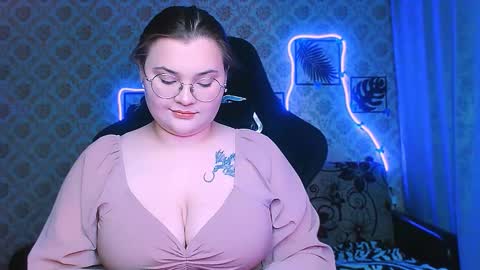 dreamforyoue2 online show from 02-07-26, 08:23