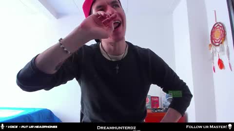 Your lord. - ONLINE  1500 Pm to 2100 Pm - New York Hour online show from 12-01-25, 07:30