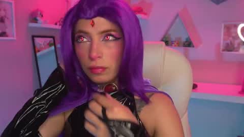 dreamleah_ online show from 11-30-25, 04:49