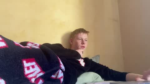 dreamy_devi1 online show from 04-06-26, 01:23