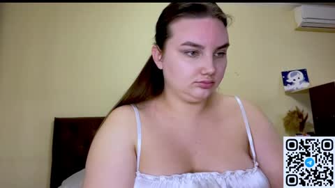 Mila online show from 04-14-26, 04:13