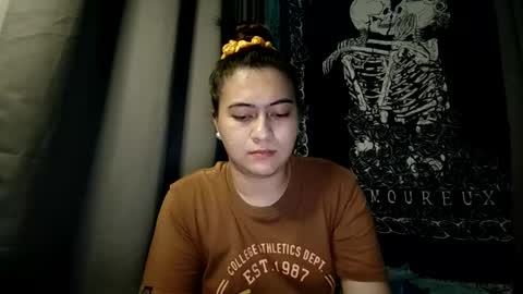 Snapshot of dreamycreamyst chatting on 12-26-24, 06:33 dreamycreamyst online show from 12-26-24, 06:33