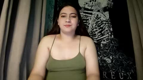 Snapshot of dreamycreamyst chatting on 02-17-25, 12:16 dreamycreamyst online show from 02-17-25, 12:16