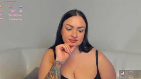 dreamyhousewife1 online show from 10-25-25, 03:51