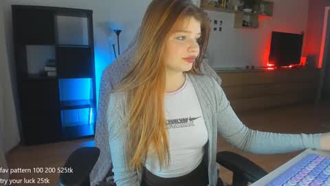 my name is Lia online show from 12-16-24, 07:00