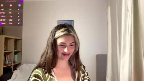 Dia online show from 06-10-26, 05:23