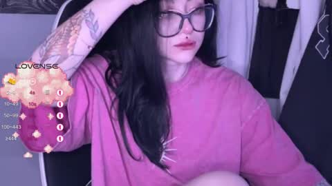 Tara  Sonny online show from 10-29-25, 06:15