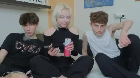 Mark online show from 04-09-26, 02:33