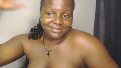 Layla online show from 09-28-25, 04:56