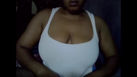 Snapshot of drippingnwet chatting on 05-29-26, 12:03 drippingnwet online show from 05-29-26, 12:03