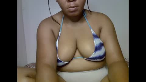 Snapshot of drippingnwet chatting on 06-15-26, 05:20 drippingnwet online show from 06-15-26, 05:20