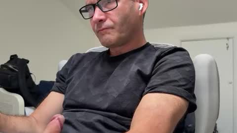 Snapshot of drnickarman chatting on 10-17-25, 11:02 Nick online show from 10-17-25, 11:02