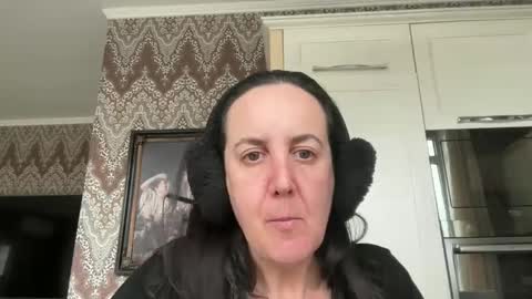 Dr. Resa online show from 03-02-25, 01:38