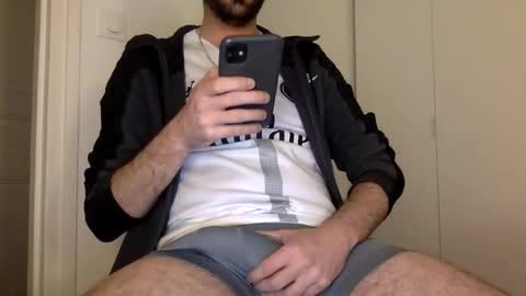 Snapshot of drtysnkrs chatting on 03-20-26, 07:52 drtysnkrs online show from 03-20-26, 07:52