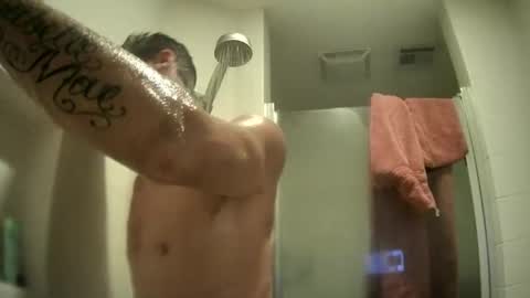 Snapshot of druedowm chatting on 10-21-25, 05:30 druedowm online show from 10-21-25, 05:30