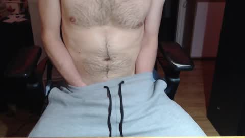Snapshot of drummerboyjan chatting on 03-09-25, 08:31 Jan the drummer online show from 03-09-25, 08:31