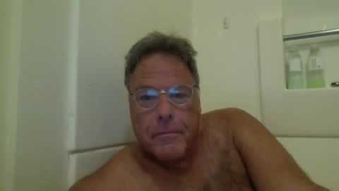 drummersrock92118 online show from 04-11-26, 09:57