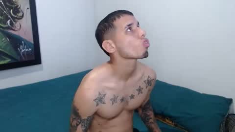 dsanchezz359 online show from 02-24-26, 03:32