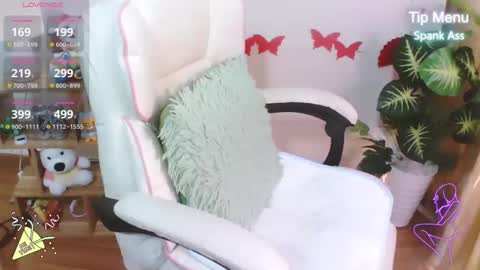 duamini online show from 04-19-26, 09:41