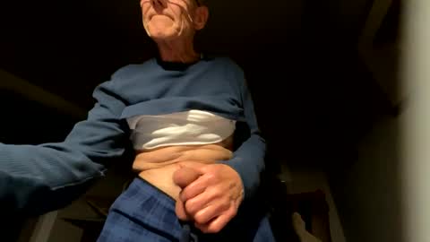 Snapshot of dubl55nikl chatting on 12-14-24, 08:02 DublNikl online show from 12-14-24, 08:02