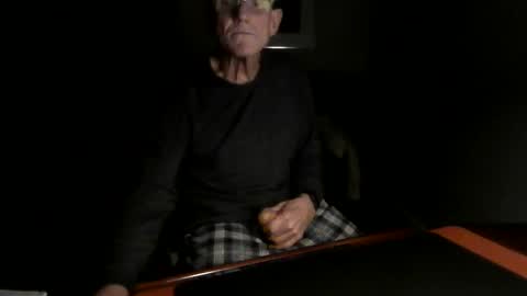 Snapshot of dubl55nikl chatting on 01-19-25, 08:07 DublNikl online show from 01-19-25, 08:07