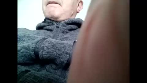Snapshot of ducksrow chatting on 05-17-26, 07:50 ducksrow online show from 05-17-26, 07:50