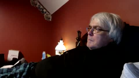 Snapshot of dug38 chatting on 12-25-24, 01:10 Doug online show from 12-25-24, 01:10