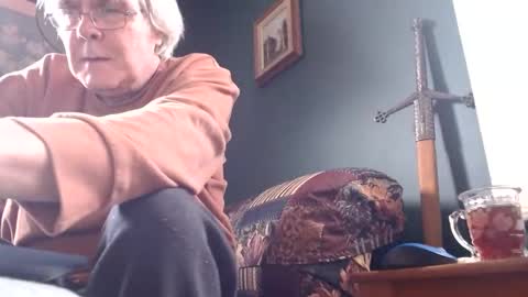 Snapshot of dug38 chatting on 01-19-25, 07:15 Doug online show from 01-19-25, 07:15