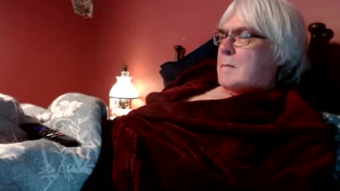Snapshot of dug38 chatting on 02-06-25, 06:24 Doug online show from 02-06-25, 06:24