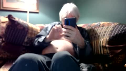 Snapshot of dug38 chatting on 02-15-25, 11:14 Doug online show from 02-15-25, 11:14