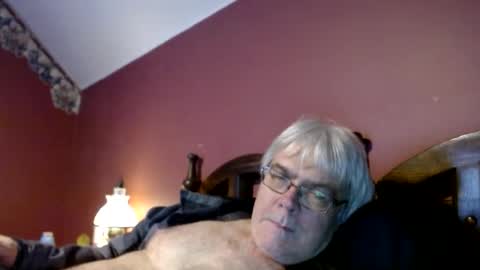 Snapshot of dug38 chatting on 03-01-25, 04:15 Doug online show from 03-01-25, 04:15