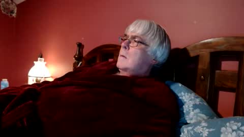 Snapshot of dug38 chatting on 03-05-25, 09:37 Doug online show from 03-05-25, 09:37