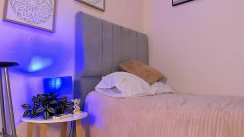 dulce__fiore07 online show from 07-13-26, 03:09