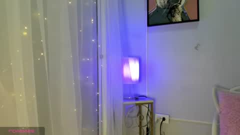 dulce__fiore07 online show from 07-22-26, 12:08