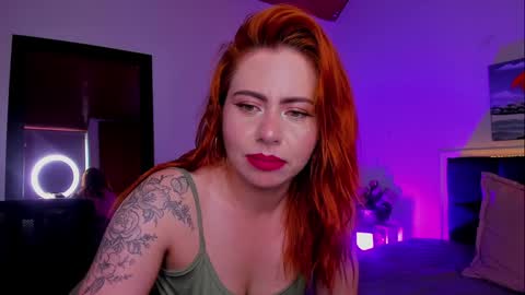 Snapshot of dulce_charlottee chatting on 12-15-24, 07:10 DULCE online show from 12-15-24, 07:10